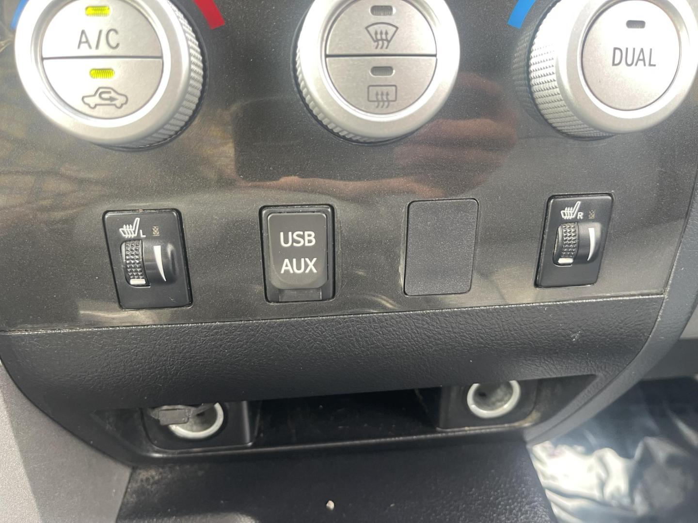 2013 Super White /Grey Toyota Tundra 4WD Truck Limited (5TFHW5F18DX) with an V8, 5.7L; FFV engine, AT transmission, located at 813 E Fairview Ave, Meridian , ID, 83642, (208) 336-8230, 43.618851, -116.384010 - New tires, NAV, Custom Wheels, Leather, Limited Package, Crew Maxx not a double cab, and Sunroof. Save yourself thousands of dollars because of the mileage. Very nice condition well cared for. - Photo#16