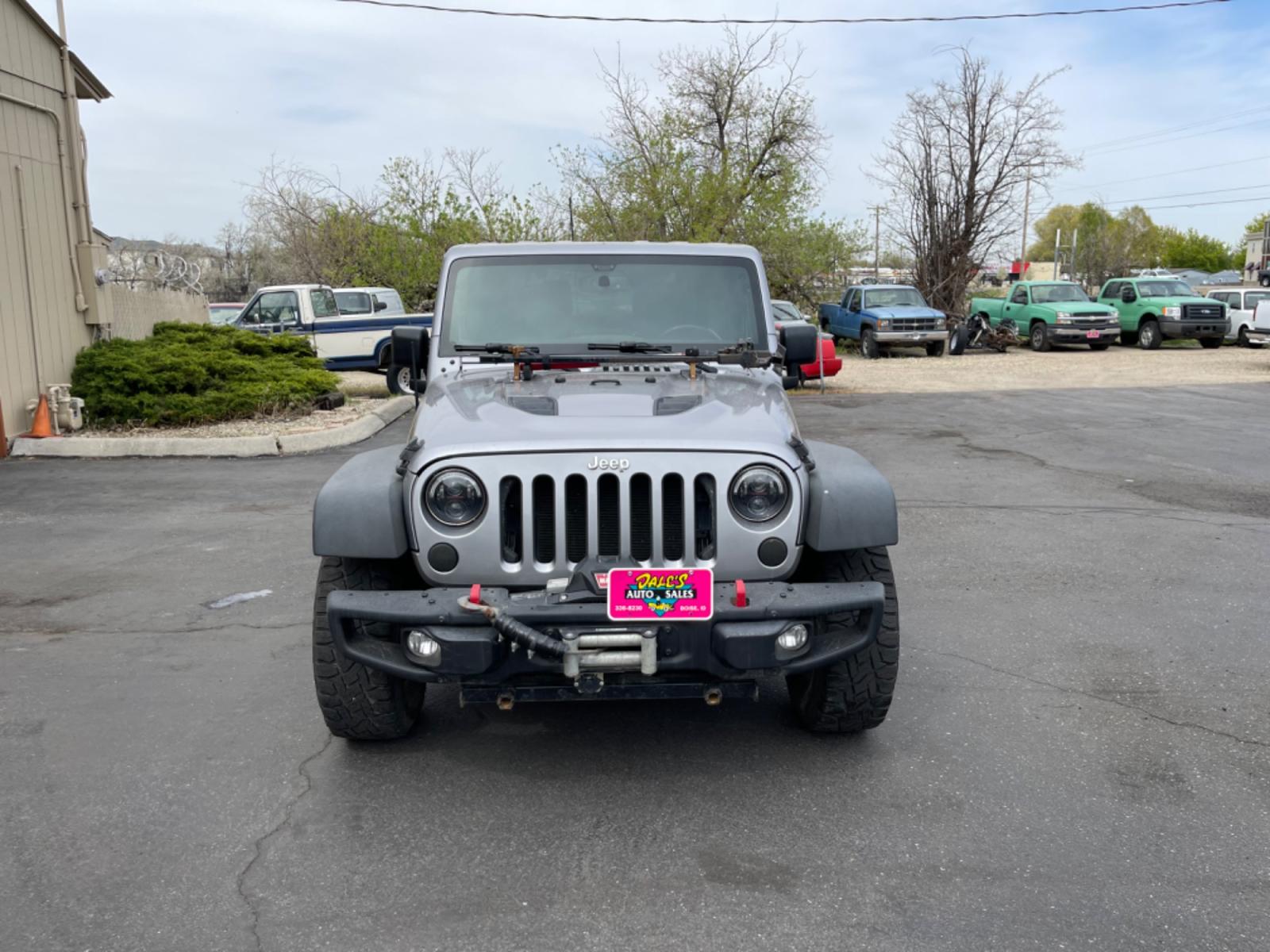 2015 Silver /Black Jeep Wrangler Rubicon 4WD (1C4BJWCG7FL) with an 3.6L V6 DOHC 24V FFV engine, 6-Speed Manual transmission, located at 813 E Fairview Ave, Meridian , ID, 83642, (208) 336-8230, 43.618851, -116.384010 - Photo #2