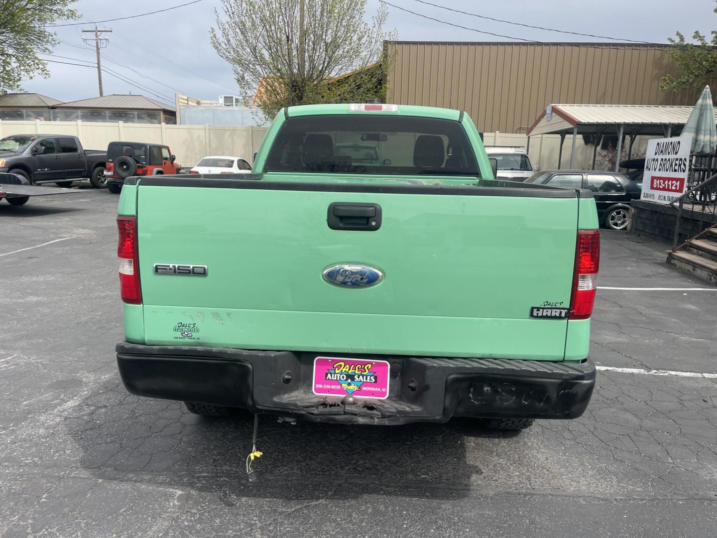 2008 Forest Service Green /Tan Ford F-150 STX 4WD (1FTRF14W38K) with an 4.6L V8 SOHC 16V engine, 4-Speed Automatic Overdrive transmission, located at 813 E Fairview Ave, Meridian , ID, 83642, (208) 336-8230, 43.618851, -116.384010 - Photo#6