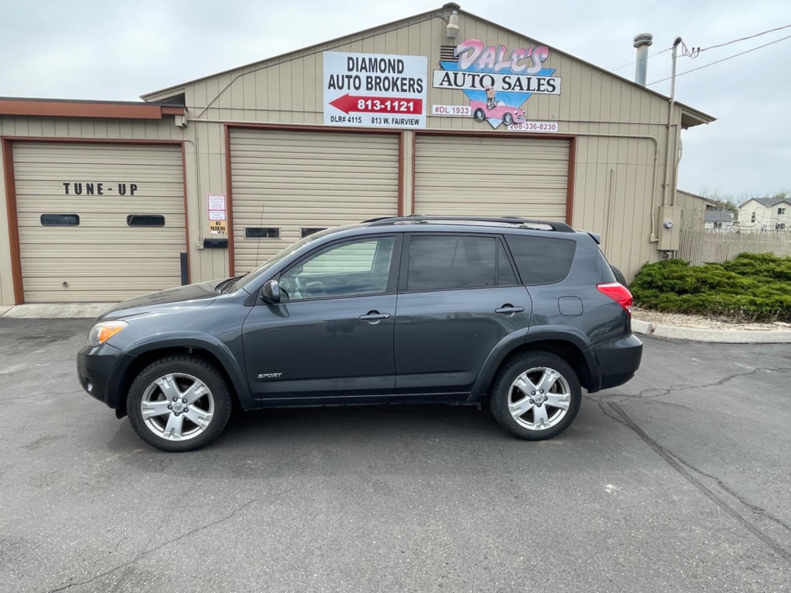 2006 Blue /Grey Toyota RAV4 Sport I4 4WD (JTMBD32V165) with an 2.4L L4 DOHC 16V engine, 4-Speed Automatic transmission, located at 813 E Fairview Ave, Meridian , ID, 83642, (208) 336-8230, 43.618851, -116.384010 - Photo #0
