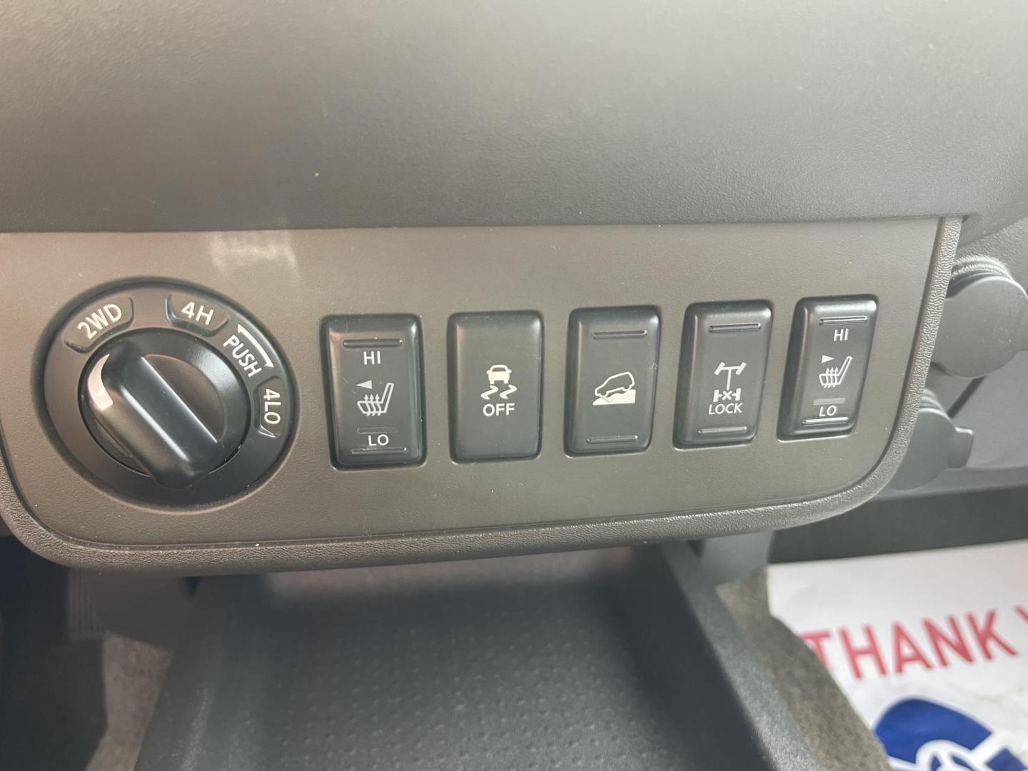 2015 Black /Grey Nissan Xterra PRO-4X (5N1AN0NW9FN) with an 4.0L V6 DOHC 24V engine, 5-Speed Automatic transmission, located at 813 E Fairview Ave, Meridian , ID, 83642, (208) 336-8230, 43.618851, -116.384010 - Photo#13
