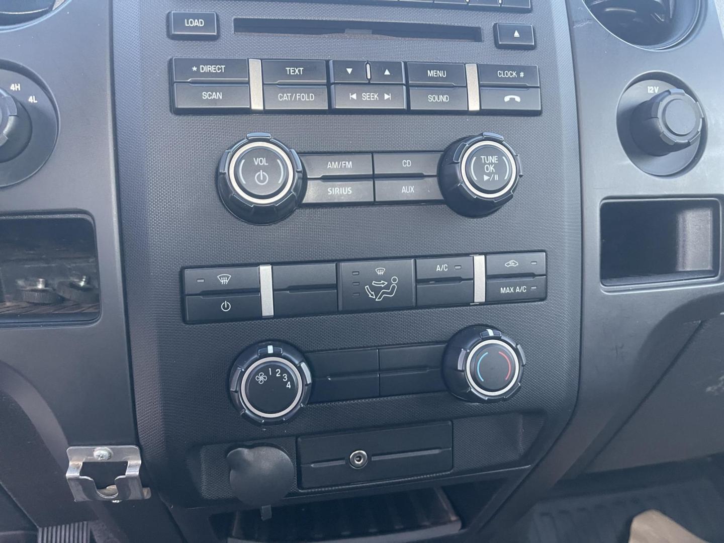 2014 Ford F-150 XL (1FTMF1EM3EK) with an 3.7L V6 DOHC 24V engine, 6-Speed Automatic transmission, located at 813 E Fairview Ave, Meridian , ID, 83642, (208) 336-8230, 43.618851, -116.384010 - Photo#10