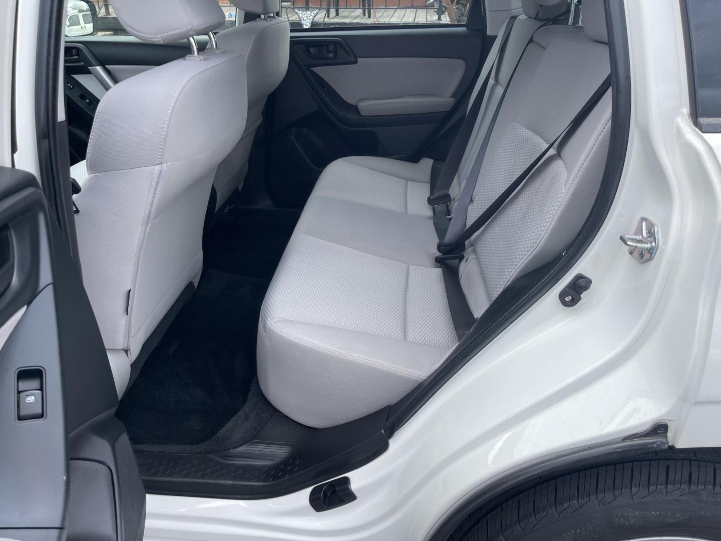 2016 White /Grey Subaru Forester 2.5i Premium (JF2SJADC1GH) with an 2.5L H4 SOHC 16V engine, CVT transmission, located at 813 E Fairview Ave, Meridian , ID, 83642, (208) 336-8230, 43.618851, -116.384010 - Photo#7