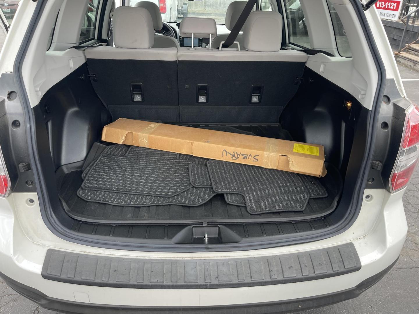 2016 White /Grey Subaru Forester 2.5i Premium (JF2SJADC1GH) with an 2.5L H4 SOHC 16V engine, CVT transmission, located at 813 E Fairview Ave, Meridian , ID, 83642, (208) 336-8230, 43.618851, -116.384010 - Photo#8