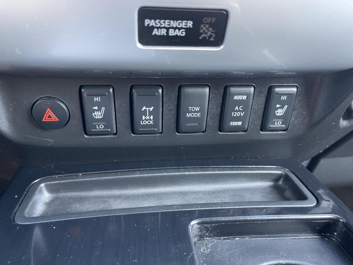 2013 Grey /Black Nissan Titan PRO-4X Crew Cab 4WD SWB (1N6AA0EC9DN) with an 5.6L V8 DOHC 32V engine, 5-Speed Automatic transmission, located at 813 E Fairview Ave, Meridian , ID, 83642, (208) 336-8230, 43.618851, -116.384010 - Photo#18