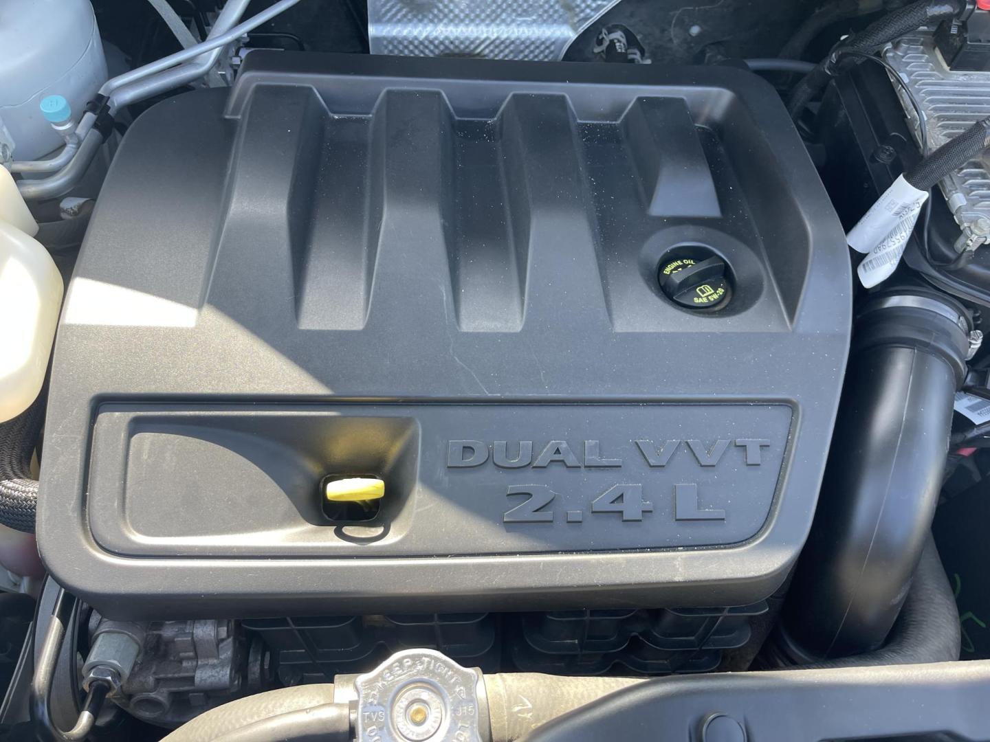 2016 White /Grey Jeep Patriot Sport 4WD (1C4NJRBB5GD) with an 2.4L L4 DOHC 16V engine, AT transmission, located at 813 E Fairview Ave, Meridian , ID, 83642, (208) 336-8230, 43.618851, -116.384010 - Photo#16