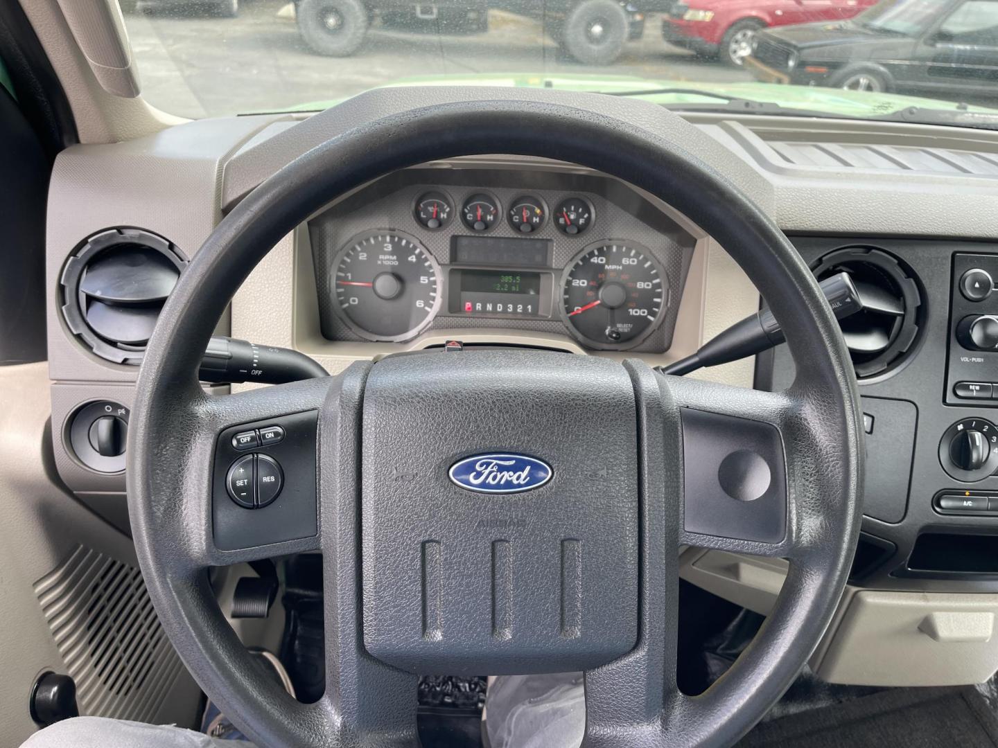 2008 Green /Grey Ford F-350 SD XL 4WD (1FTWF31Y78E) with an 6.8L V10 SOHC 30V engine, AT transmission, located at 813 E Fairview Ave, Meridian , ID, 83642, (208) 336-8230, 43.618851, -116.384010 - Photo#11