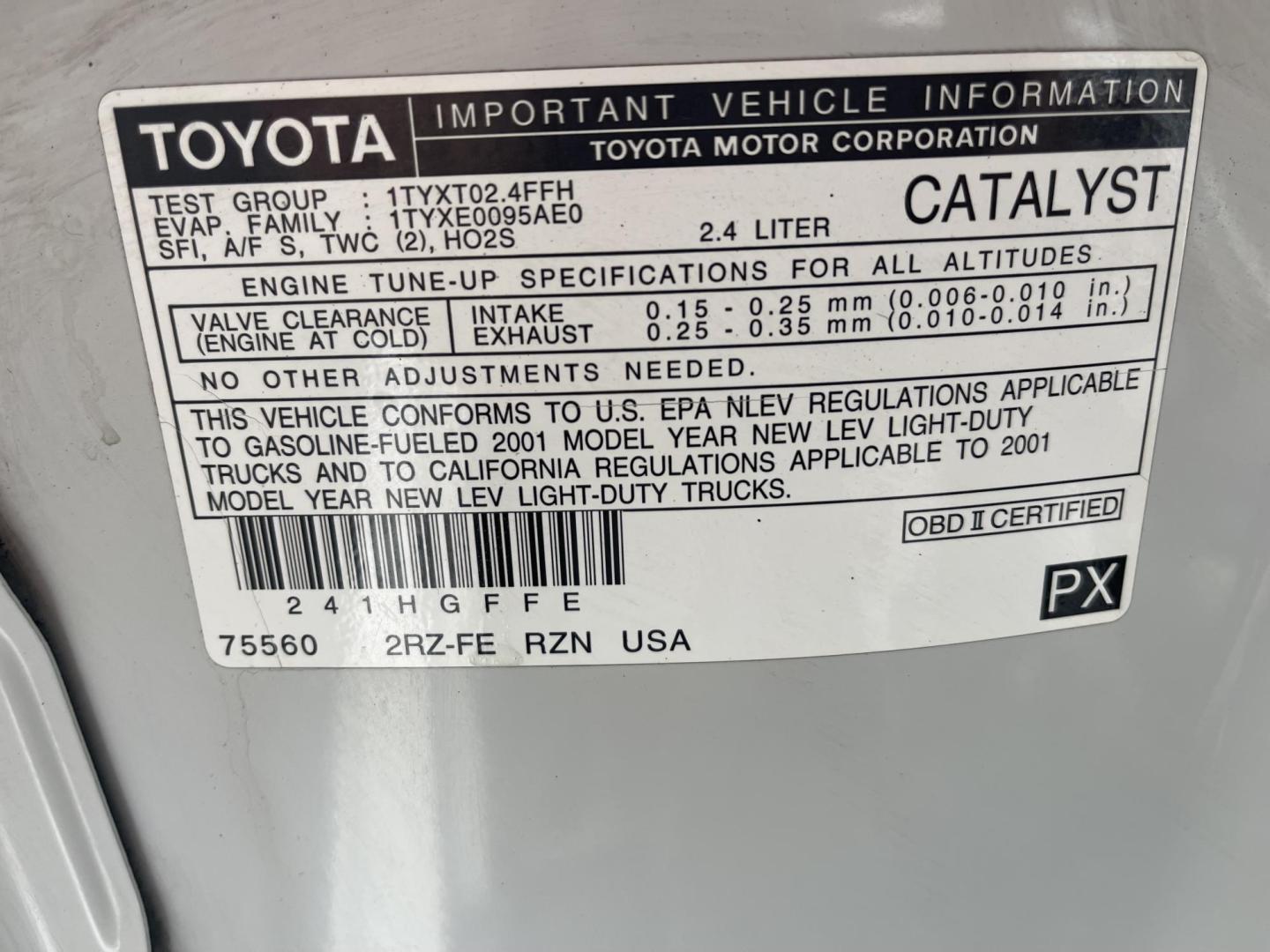 2001 Toyota Tacoma Xtracab 2WD (5TEVL52N21Z) with an 2.4L L4 SOHC 16V engine, 5 spd Manual transmission, located at 813 E Fairview Ave, Meridian , ID, 83642, (208) 336-8230, 43.618851, -116.384010 - Photo#14