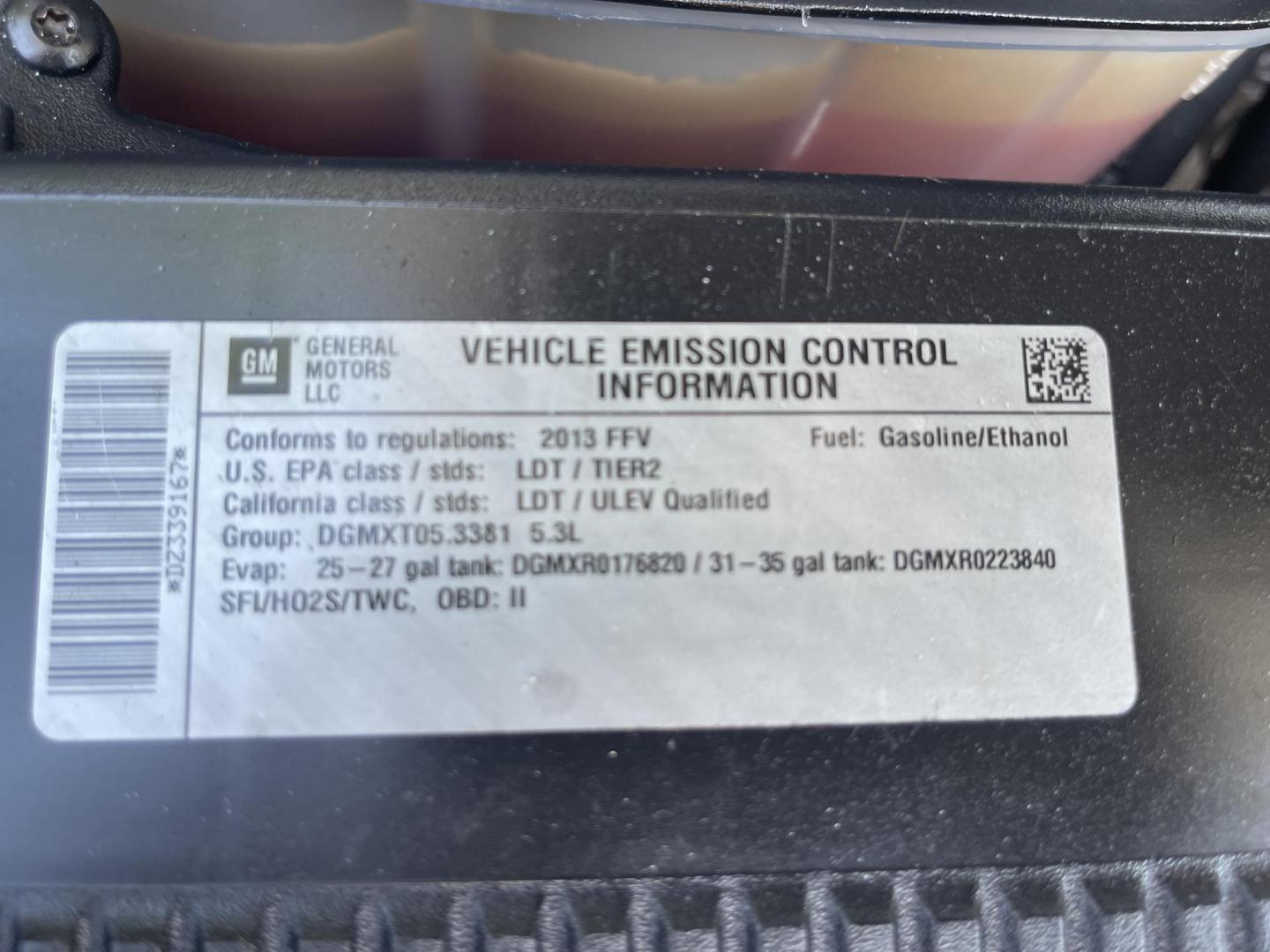 2013 White /Black Chevrolet Silverado 1500 Work Truck 4WD (1GCNKPE04DZ) with an 5.3L V8 OHV 16V FFV engine, AT transmission, located at 813 E Fairview Ave, Meridian , ID, 83642, (208) 336-8230, 43.618851, -116.384010 - Photo#11