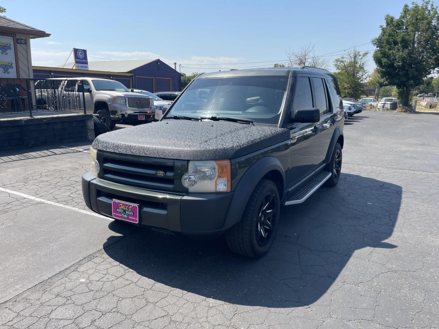 2006 Green /Tan Land Rover LR3 SE (SALAE25406A) with an 4.4L V8 DOHC 32V engine, 6-Speed Automatic Overdrive transmission, located at 813 E Fairview Ave, Meridian , ID, 83642, (208) 336-8230, 43.618851, -116.384010 - Photo#1