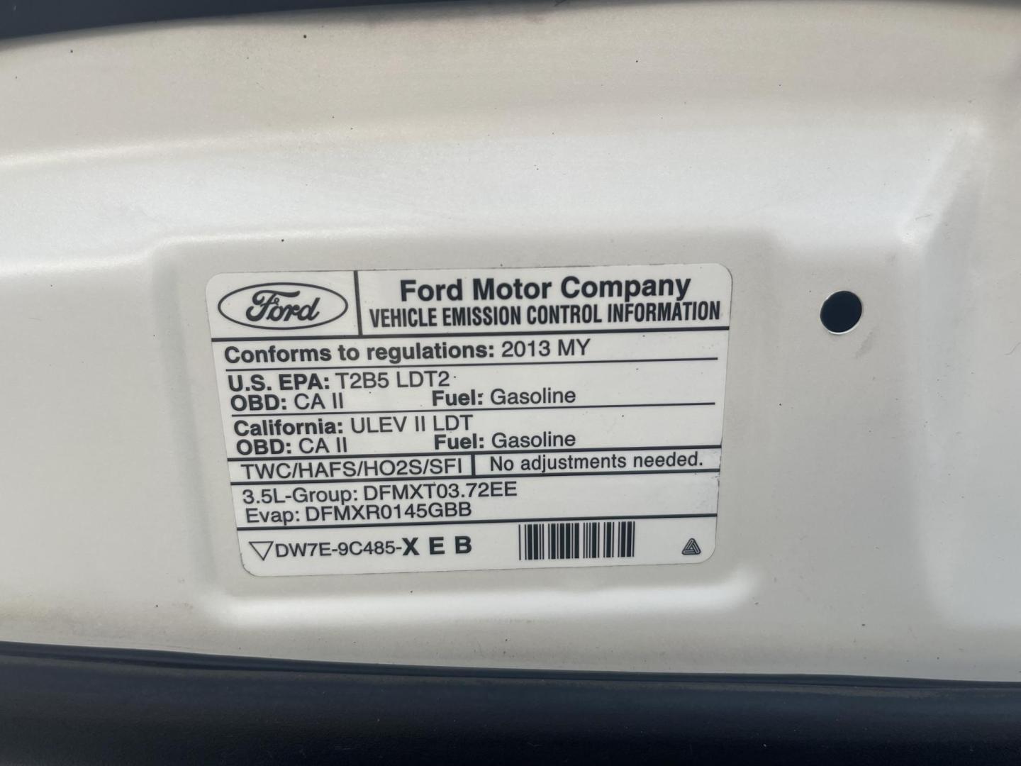 2013 White /Tan Ford Edge SEL AWD (2FMDK4JC2DB) with an 3.5L V6 DOHC 24V engine, 6-Speed Automatic transmission, located at 813 E Fairview Ave, Meridian , ID, 83642, (208) 336-8230, 43.618851, -116.384010 - A one owner extremely clean Ford Edge. It has a few miles thats why its so cheap. You will not belive how clean and well cared for this vehicle is. This vehicle has been extremely well cared for and serviced reguarly. It has almost new tires. It has leather with ice cold A/C. This SUV drives extre - Photo#14