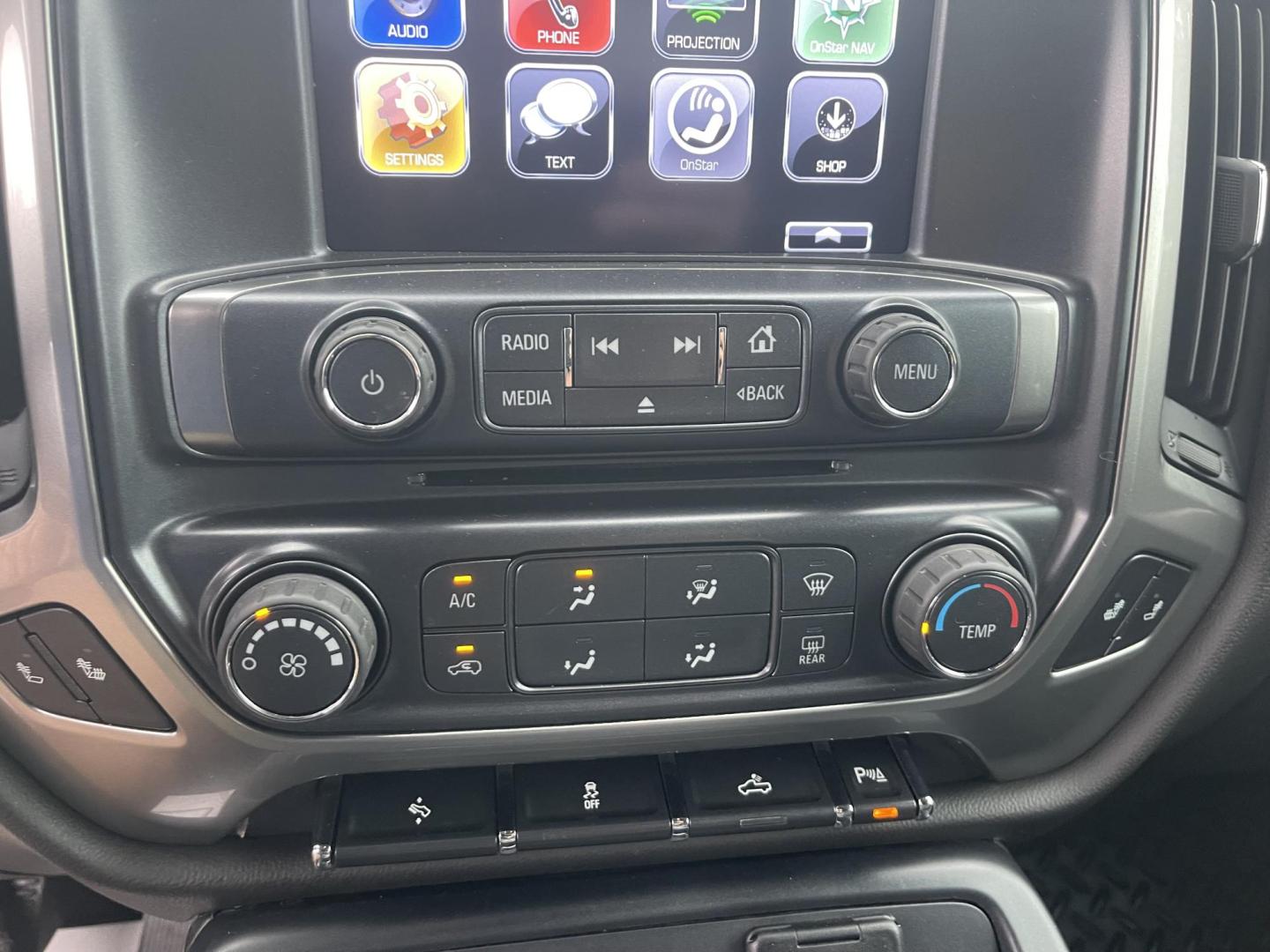 2018 Grey /Black Chevrolet Silverado 1500 LT Crew Cab Long Box 4WD (3GCUKREC4JG) with an 5.3L V8 OHV 16V engine, AT transmission, located at 813 E Fairview Ave, Meridian , ID, 83642, (208) 336-8230, 43.618851, -116.384010 - 2019 Chevrolet Silverado 1500 Crew Cab 4x4. Come take a test drive. Super cheap Silverado Crew Cab. Runs and drives very well. - Photo#11