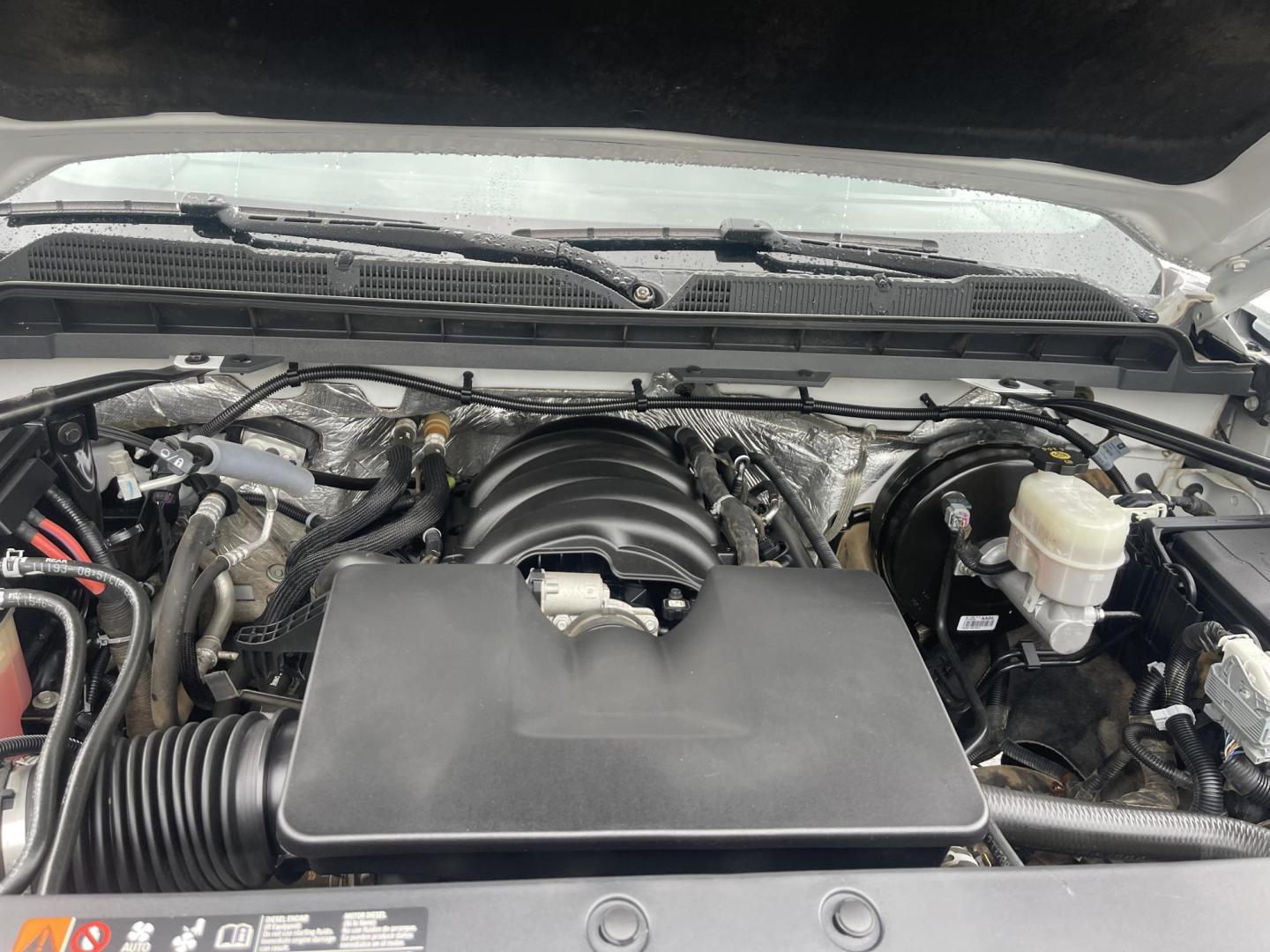 2017 White / Grey Chevrolet Silverado 1500 Work Truck Double Cab 4WD (1GCVKNEH5HZ) with an 4.3L V6 OHV 12V engine, 6A transmission, located at 813 E Fairview Ave, Meridian , ID, 83642, (208) 336-8230, 43.618851, -116.384010 - 2017 Chevrolet Double Cab 4x4 work truck with super low miles. Only 53k miles, excellent condition, this pickup has power windows and locks, A/C, Tilt, cruise, excellent tires. If you need a very nice truck for cheap come take a test drive and see for yourself. - Photo#14