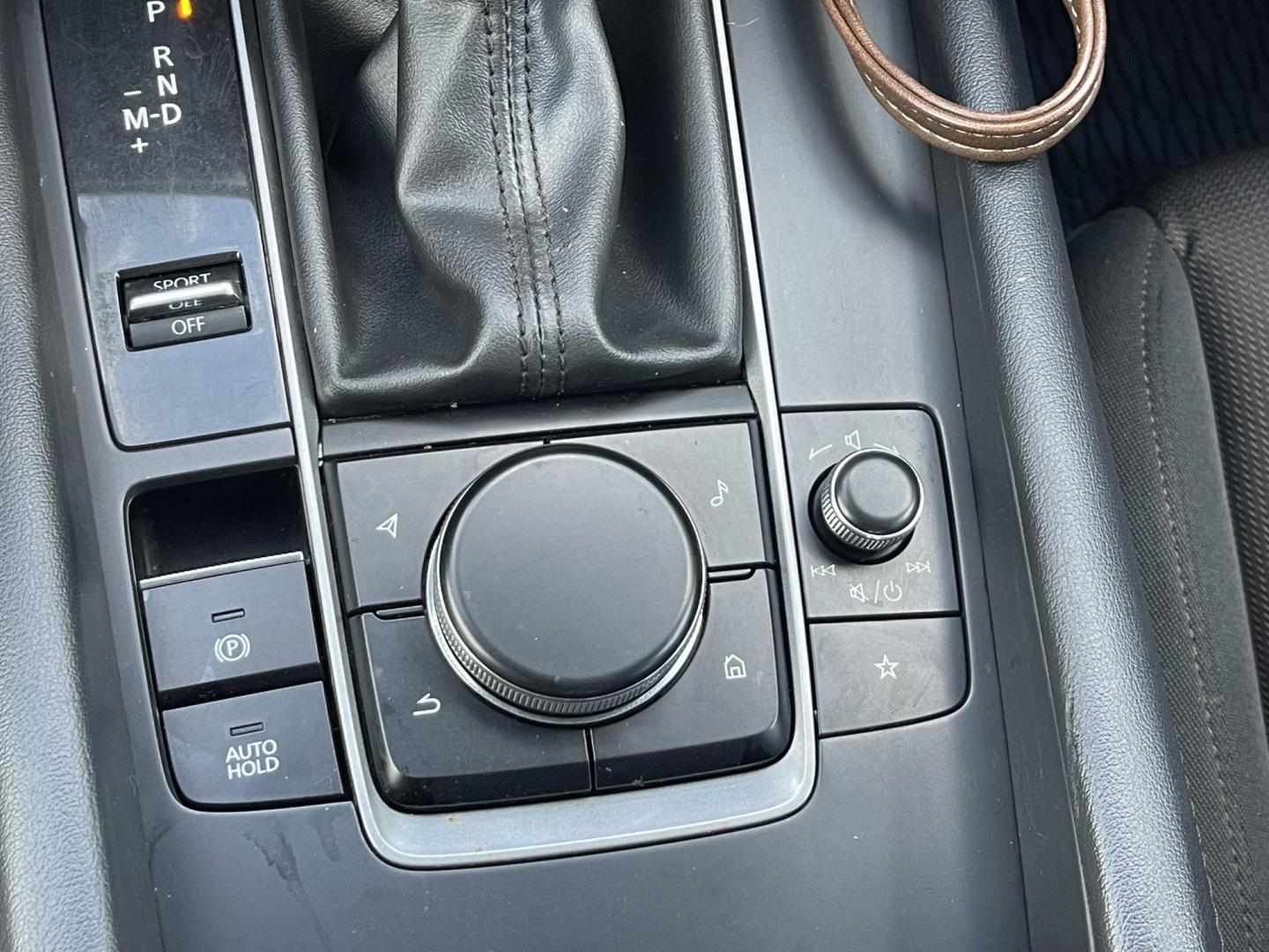 2022 Black /Black Mazda MAZDA3 2.5 S (3MZBPAAL9NM) with an 2.5L L4 DOHC 16V engine, 6A transmission, located at 813 E Fairview Ave, Meridian , ID, 83642, (208) 336-8230, 43.618851, -116.384010 - 2022 Mazda MAZDA3 sedan. If you need a nice car with great MPG excellent reliability for a small payment this is an excellent choice. Come take a look and a test drive. This car is clean, serviced, ready to go with good tires. This car is a great choice for a small car addition to your stable of v - Photo#9