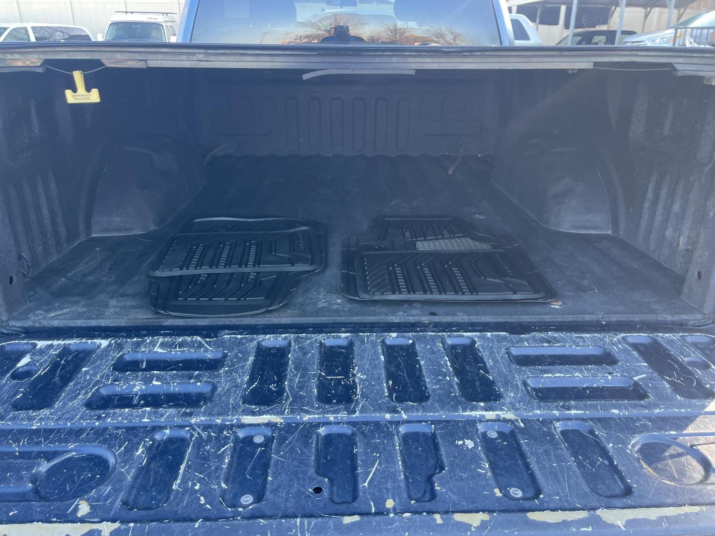 2017 Blue /Grey Ford F-150 XLT SuperCab 6.5-ft. 4WD (1FTEX1EP3HF) with an 2.7L V6 DOHC 24V engine, 6A transmission, located at 813 E Fairview Ave, Meridian , ID, 83642, (208) 336-8230, 43.618851, -116.384010 - Photo#6