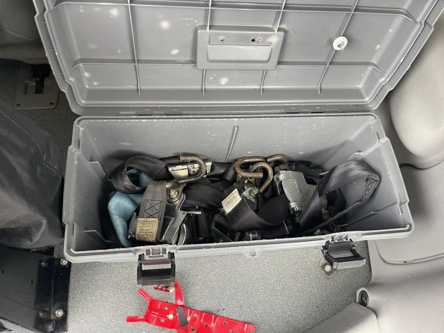 2002 White /Grey Chevrolet Venture Extended Wheelbase LS Wheel Chair Van (1GNDX03E82D) with an 3.4L V6 OHV 12V engine, 4-Speed Automatic Overdrive transmission, located at 813 E Fairview Ave, Meridian , ID, 83642, (208) 336-8230, 43.618851, -116.384010 - This van is a handicap wheelchair van. It has an Eldorado conversion. The van runs and drives good is clean and ready to go. If you are in need of an inexpensive wheelchair van this is a great option. - Photo#8