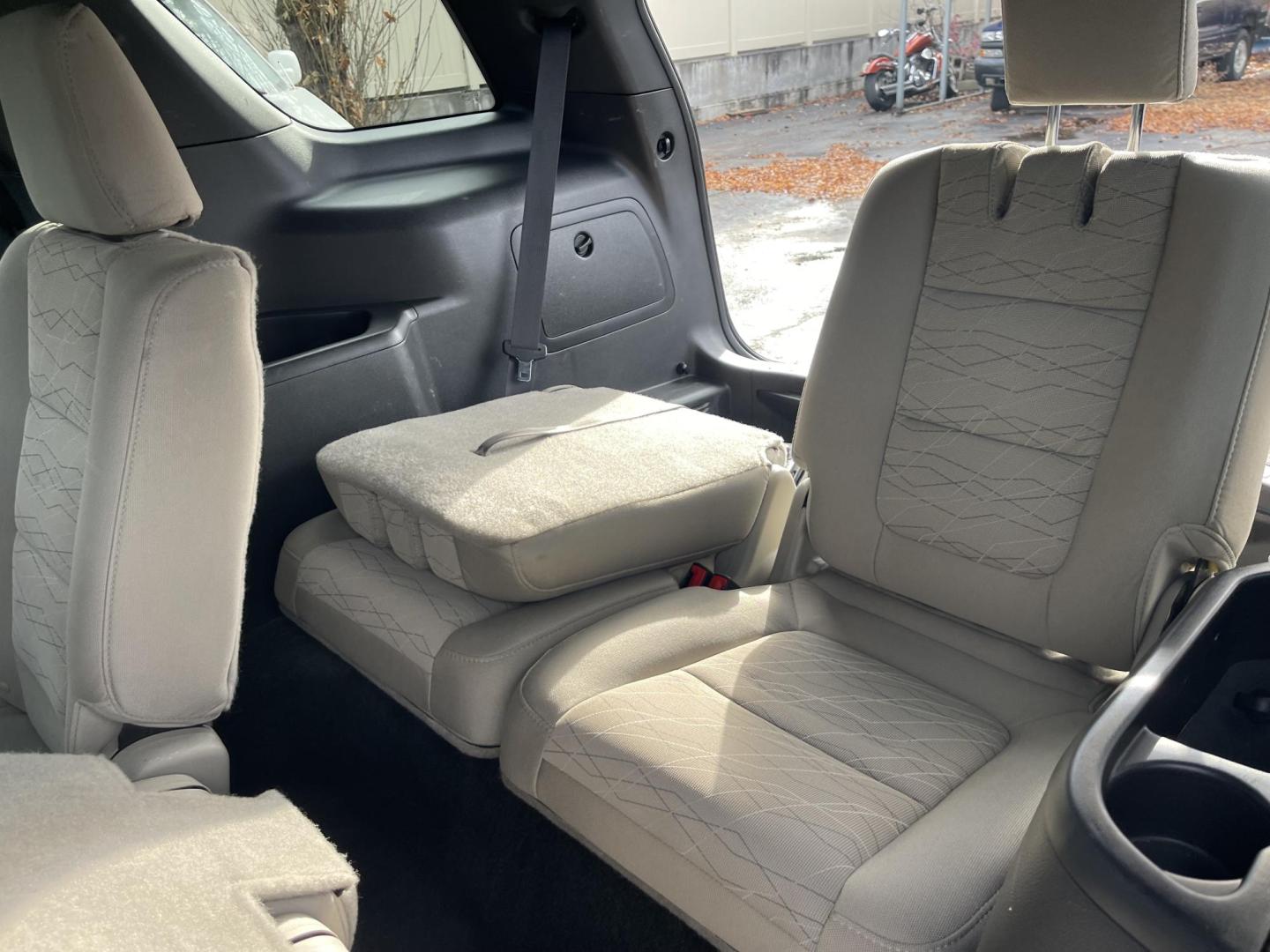 2015 White /Grey Ford Explorer Base 4WD (1FM5K8B87FG) with an 3.5L V6 DOHC 24V engine, 6-Speed Automatic transmission, located at 813 E Fairview Ave, Meridian , ID, 83642, (208) 336-8230, 43.618851, -116.384010 - What a spectacular option for a cheap newer modern SUV. This vehcile has excellent tires is clean and ready for whatever Idaho has to send your way. A fabulous vehicle for this area. You will love it. - Photo#8