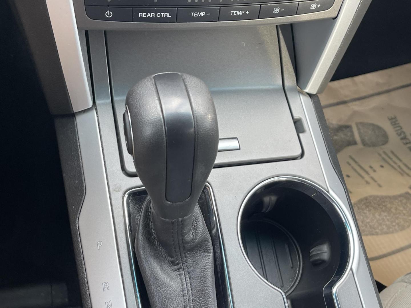 2015 White /Grey Ford Explorer Base 4WD (1FM5K8B87FG) with an 3.5L V6 DOHC 24V engine, 6-Speed Automatic transmission, located at 813 E Fairview Ave, Meridian , ID, 83642, (208) 336-8230, 43.618851, -116.384010 - What a spectacular option for a cheap newer modern SUV. This vehcile has excellent tires is clean and ready for whatever Idaho has to send your way. A fabulous vehicle for this area. You will love it. - Photo#14