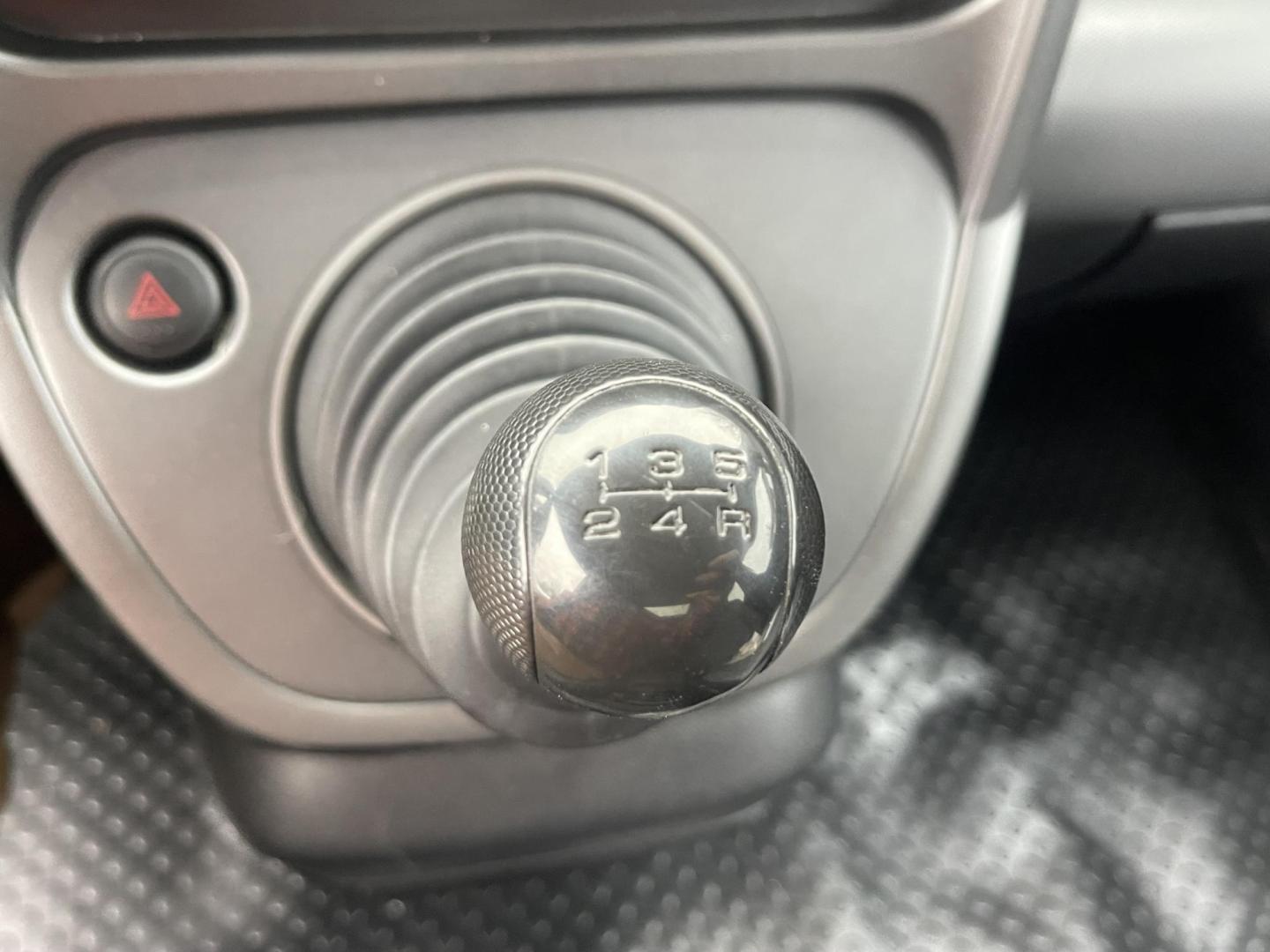 2007 Blue /Black Honda Element EX AWD (5J6YH27707L) with an 2.4L L4 DOHC 16V engine, 5-Speed Manual Overdrive transmission, located at 813 E Fairview Ave, Meridian , ID, 83642, (208) 336-8230, 43.618851, -116.384010 - 2007 Honda Element EX AWD with a 5spd manual. If you are looking for an Element this is a great choice. Very unique car with AWD and a manual transmision. Come see this vehicle and take it for a drive. - Photo#12