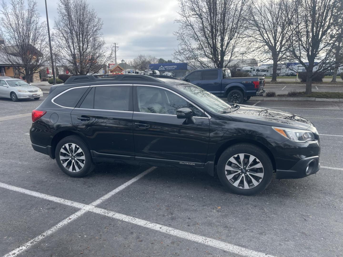 2016 Black /Tan Subaru Outback 2.5i Limited (4S4BSBNC0G3) with an 2.5L H4 DOHC 16V engine, CVT transmission, located at 813 E Fairview Ave, Meridian , ID, 83642, (208) 336-8230, 43.618851, -116.384010 - What a nice car, and opportunity, a super low mileage, highly optioned Outback. This Outback Limited has lane departure, eyesight, adaptive cruise, sunroof, cold weather package, NAV, blind spot detection, and Leather. Come check out a very nice car. If you wnat a low mileage good vehicle this is - Photo#3