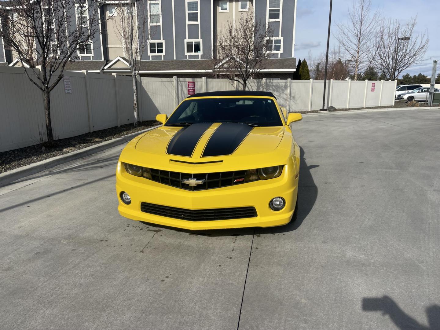 2012 Yellow /Black Chevrolet Camaro Convertible 2SS (2G1FK3DJ2C9) with an 6.2L V8 OHV 16V engine, 6-Speed Automatic transmission, located at 813 E Fairview Ave, Meridian , ID, 83642, (208) 336-8230, 43.618851, -116.384010 - A one owner Boise car. 2012 Camaro Convertible SS. Yellow with black SS stripe and black leather with all the factory options. Heads up display, Boston Premium Audio, Leather, SS consul gages, Magnuson Supercharger, long tube headers, it has catalytic converters and Brand new Michellin tires. A su - Photo#3