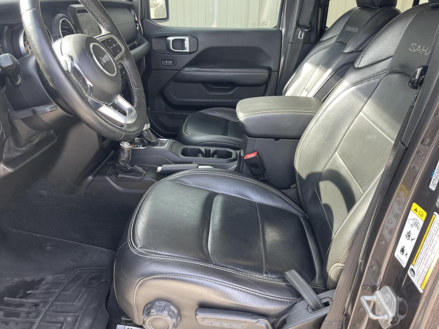 2019 Silver /Black Jeep Wrangler Unlimited Sahara (1C4HJXEN0KW) with an 2.0L L4 DOHC 16V TURBO engine, 6A transmission, located at 813 E Fairview Ave, Meridian , ID, 83642, (208) 336-8230, 43.618851, -116.384010 - 2019 Jeep Wrangler Sahara loaded with leather matching hard top, heated seats, heated steering wheel, NAV, Big 8.4 inch screen, Brand new tires. If you want a Jeep this is an excellent choice come by and take a test drive. - Photo#5