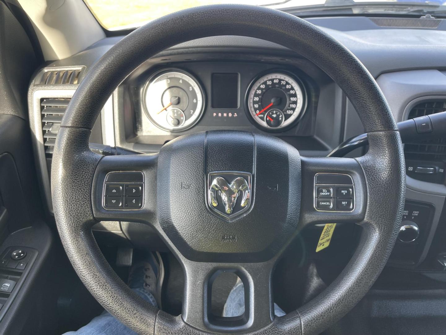 2015 White /Grey RAM 1500 Tradesman Crew Cab SWB 4WD (3C6RR7KT6FG) with an 5.7L V8 OHV 16V engine, 6-Speed Automatic transmission, located at 813 E Fairview Ave, Meridian , ID, 83642, (208) 336-8230, 43.618851, -116.384010 - 2015 Ram 1500 Crew cab 4x4 with a Hemi. Runs and drives very well, it is clean and ready for a test drive. - Photo#15