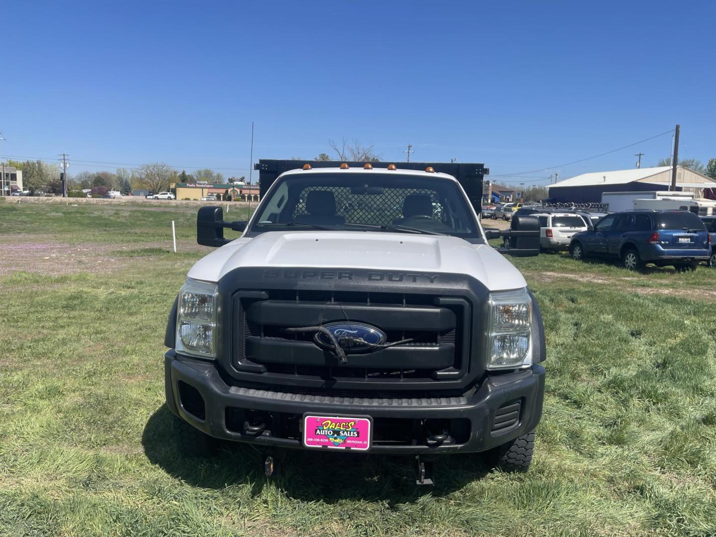 2012 White / Grey Ford F-450 SD Regular Cab DRW 4WD (1FDTF4HY7CE) with an 6.8L V10 SOHC 30V engine, AT transmission, located at 813 E Fairview Ave, Meridian , ID, 83642, (208) 336-8230, 43.618851, -116.384010 - 2012 Ford F450 Regular Cab, Flatbed, Dually, 4x4, with A/C, Tilt, and Cruise. Runs and drives excellent. If you need this configuration this is a great truck. - Photo#2