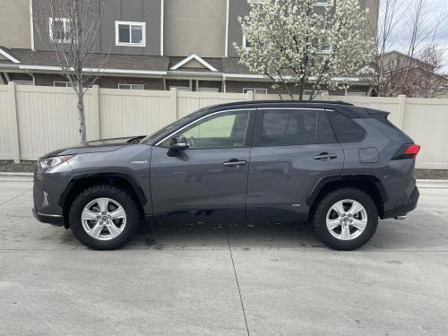 2019 Toyota RAV4 Hybrid XSE