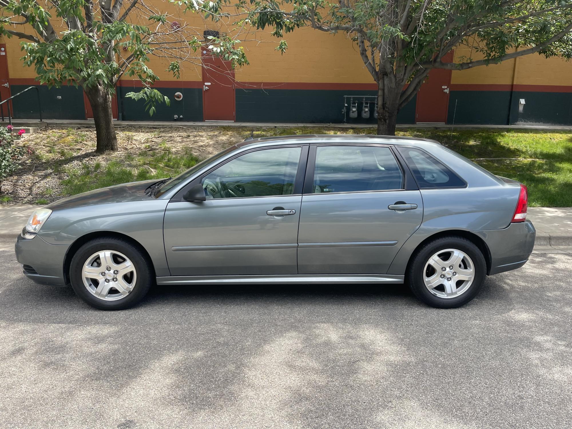 photo of 2004 Chevrolet Malibu MAXX LT