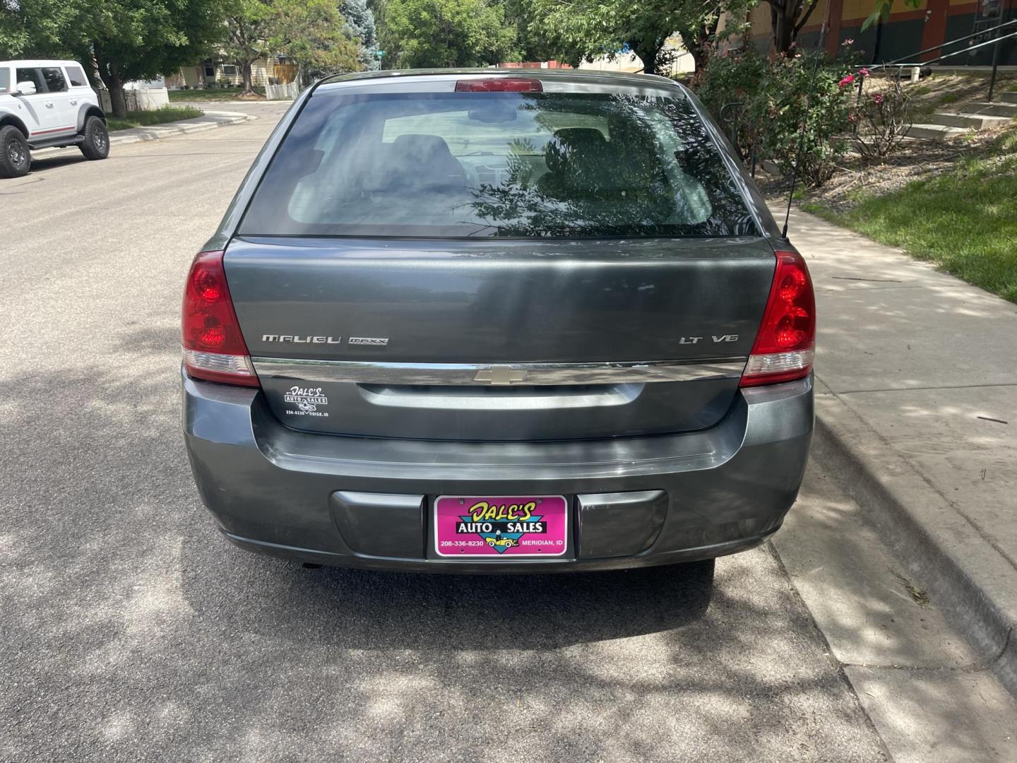 2004 Grey / Grey Chevrolet Malibu MAXX LT (1G1ZU64804F) with an 3.5L V6 OHV 12V engine, 4-Speed Automatic Overdrive transmission, located at 813 E Fairview Ave, Meridian , ID, 83642, (208) 336-8230, 43.618851, -116.384010 - 2004 Chevrolet Malibu Maxx. V6 leather, heated seats, and sunroof. Very nice car. If you need a cheap good car this is a great choice. One owner in Boise.- Photo#5