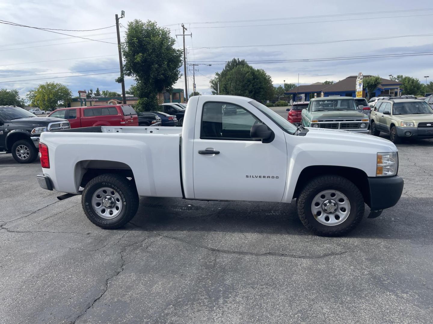 2012 White /Black Chevrolet Silverado 1500 Work Truck 2WD (1GCNCPEX4CZ) with an 4.3L V6 OHV 12V engine, 4-Speed Automatic transmission, located at 813 E Fairview Ave, Meridian , ID, 83642, (208) 336-8230, 43.618851, -116.384010 - 2012 Regular cab short box 2wd. If you like this style of pickup I have a bunch of them. Super fun to have. Very hard to find.- Photo#5