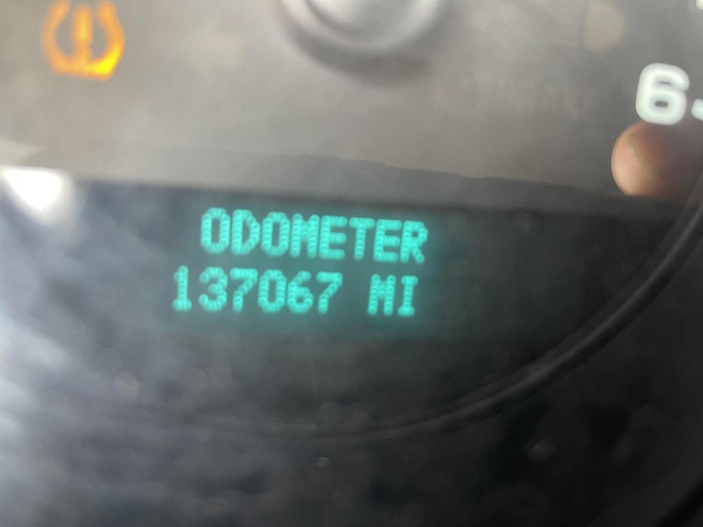 2013 White /Black Chevrolet Silverado 1500 Work Truck 2WD (1GCNCPEA3DZ) with an 4.8L V6 OHV 16V engine, AT transmission, located at 813 E Fairview Ave, Meridian , ID, 83642, (208) 336-8230, 43.618851, -116.384010 - 2013 Chevrolet Regular Cab Short Box with a V8. Come in and take a test drive. I have a bunch of Regular Cab pickups.- Photo#13