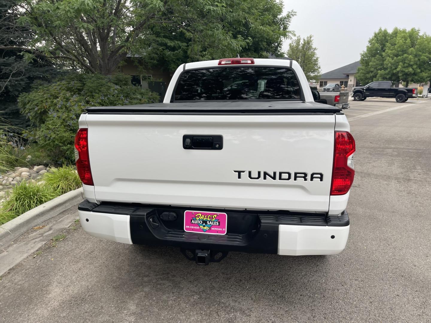 2020 White /Black Toyota Tundra SR5 5.7L V8 CrewMax 4WD (5TFDY5F17LX) with an 5.7L V8 DOHC 32V engine, 6A transmission, located at 813 E Fairview Ave, Meridian , ID, 83642, (208) 336-8230, 43.618851, -116.384010 - 2020 Toyota Tundra Crew Max SR5 TRD with only 54k miles. Come get the best Tundra on the market, very clean, ready to go. If you want a Toyota this is the one to have.- Photo#4