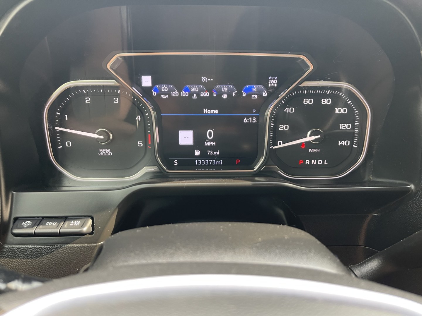 2020 White /Black GMC Sierra 2500HD SLT Crew Cab 4WD (1GT49NEY7LF) with an 6.6L V8 OHV 16 DIESEL engine, 10A transmission, located at 813 E Fairview Ave, Meridian , ID, 83642, (208) 336-8230, 43.618851, -116.384010 - 2020 GMC Sierra 2500HD Crew Cab SLT Short Box 4x4 Duramax. What a nice truck one owner loaded up front camera, leather, adaptive cruise, brand new Michellin tires, Rolling bed cover, sunroof, aftermarket grille protector. If you want a super nice trailer puller this is the one to have.- Photo#11