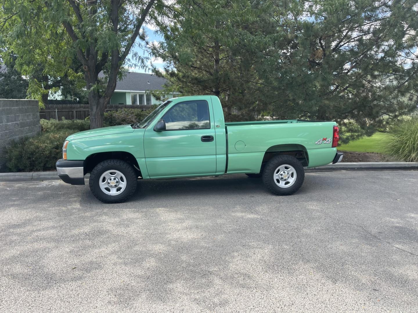 2003 Forest Service Green /Tan Chevrolet Silverado 1500 Long Bed 4WD (1GCEK14V13Z) with an 4.8L V8 OHV 16V engine, 5-Speed Manual Overdrive transmission, located at 813 E Fairview Ave, Meridian , ID, 83642, (208) 336-8230, 43.618851, -116.384010 - 2003 Chevrolet Regular Cab short box 4x4, V8, 5spd, one owner with only 83k miles. If you want a Chevrolet Cat Eye 4x4 this is one for you. Super hard to find super low miles.- Photo#0