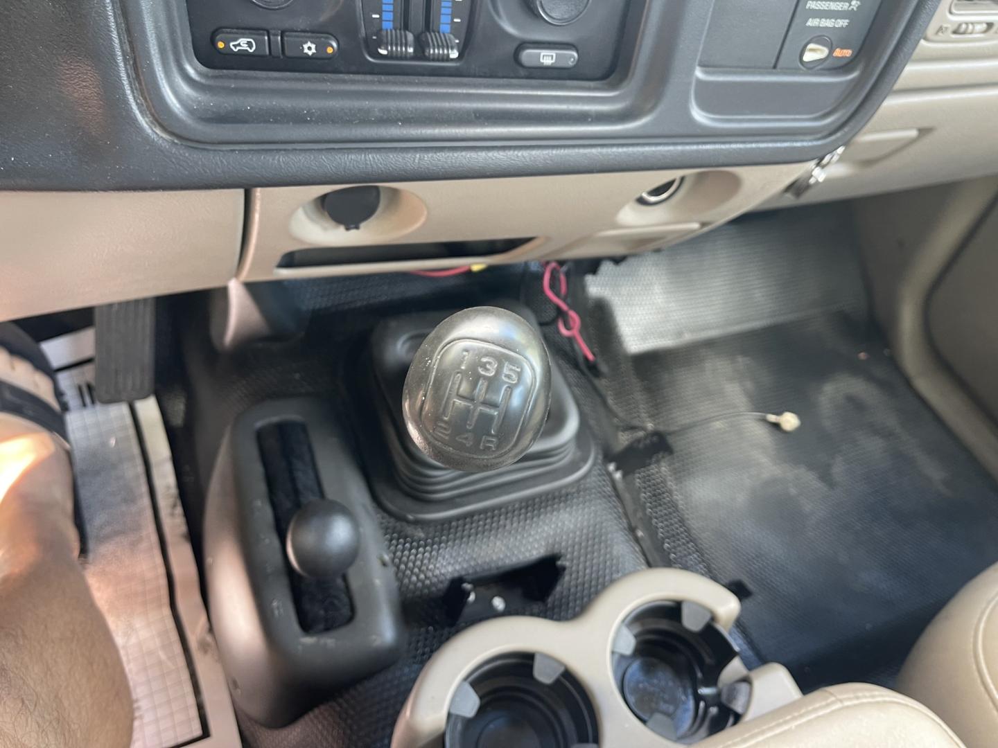 2003 Forest Service Green /Tan Chevrolet Silverado 1500 Long Bed 4WD (1GCEK14V13Z) with an 4.8L V8 OHV 16V engine, 5-Speed Manual Overdrive transmission, located at 813 E Fairview Ave, Meridian , ID, 83642, (208) 336-8230, 43.618851, -116.384010 - 2003 Chevrolet Regular Cab short box 4x4, V8, 5spd, one owner with only 83k miles. If you want a Chevrolet Cat Eye 4x4 this is one for you. Super hard to find super low miles.- Photo#10