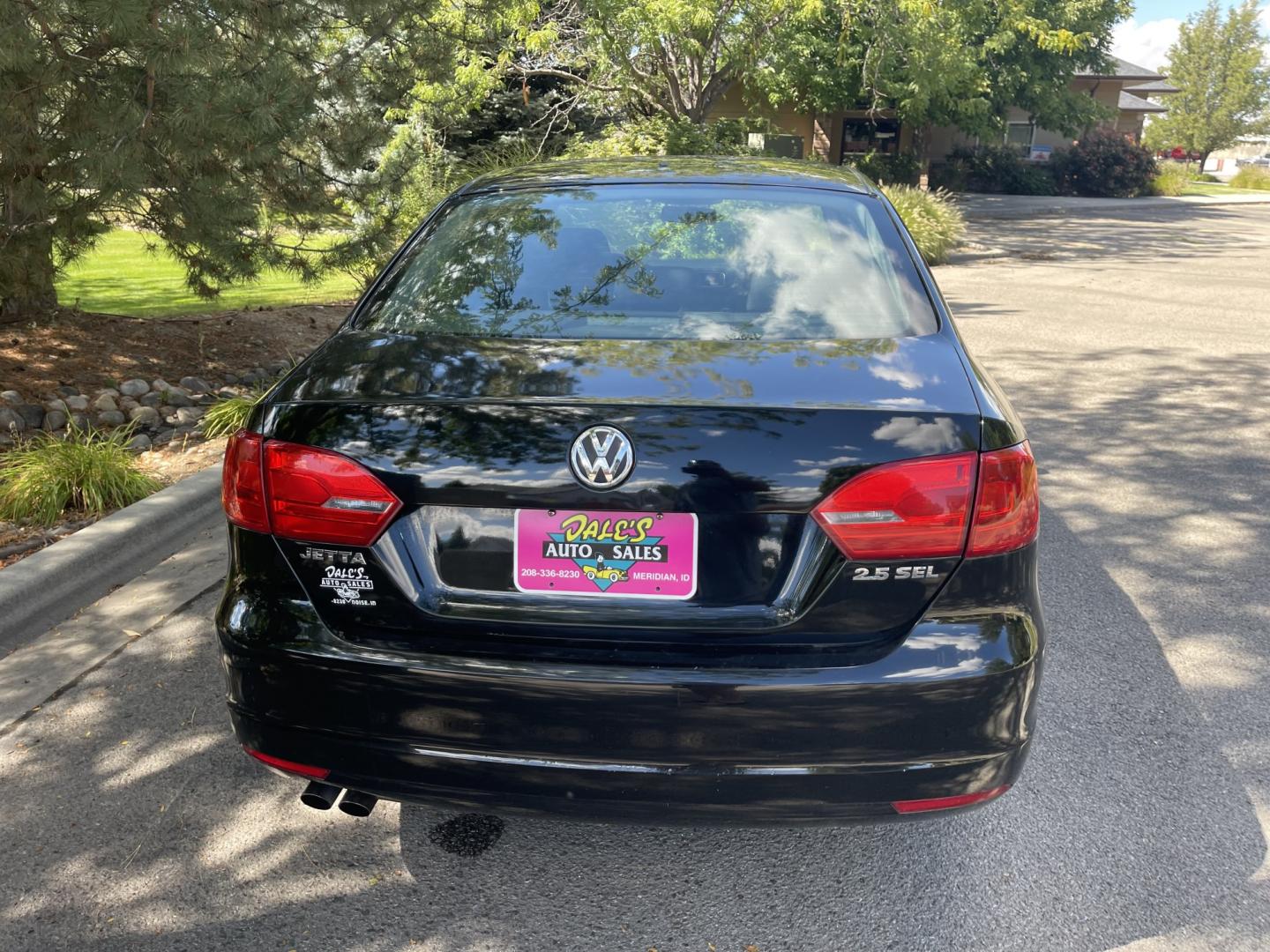 2012 Black /Black Volkswagen Jetta S (3VW2K7AJ9CM) with an 2.0L L4 DOHC 20V engine, AT transmission, located at 813 E Fairview Ave, Meridian , ID, 83642, (208) 336-8230, 43.618851, -116.384010 - 2012 VW Jetta S, runs and drives great, if you need a good cheap car this is a great choice.- Photo#4