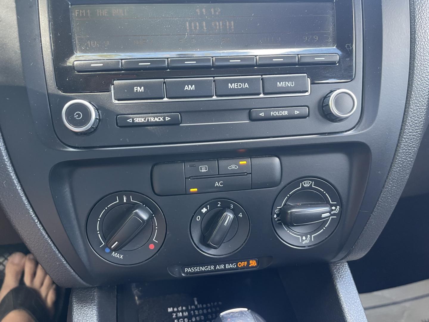 2012 Black /Black Volkswagen Jetta S (3VW2K7AJ9CM) with an 2.0L L4 DOHC 20V engine, AT transmission, located at 813 E Fairview Ave, Meridian , ID, 83642, (208) 336-8230, 43.618851, -116.384010 - 2012 VW Jetta S, runs and drives great, if you need a good cheap car this is a great choice.- Photo#11