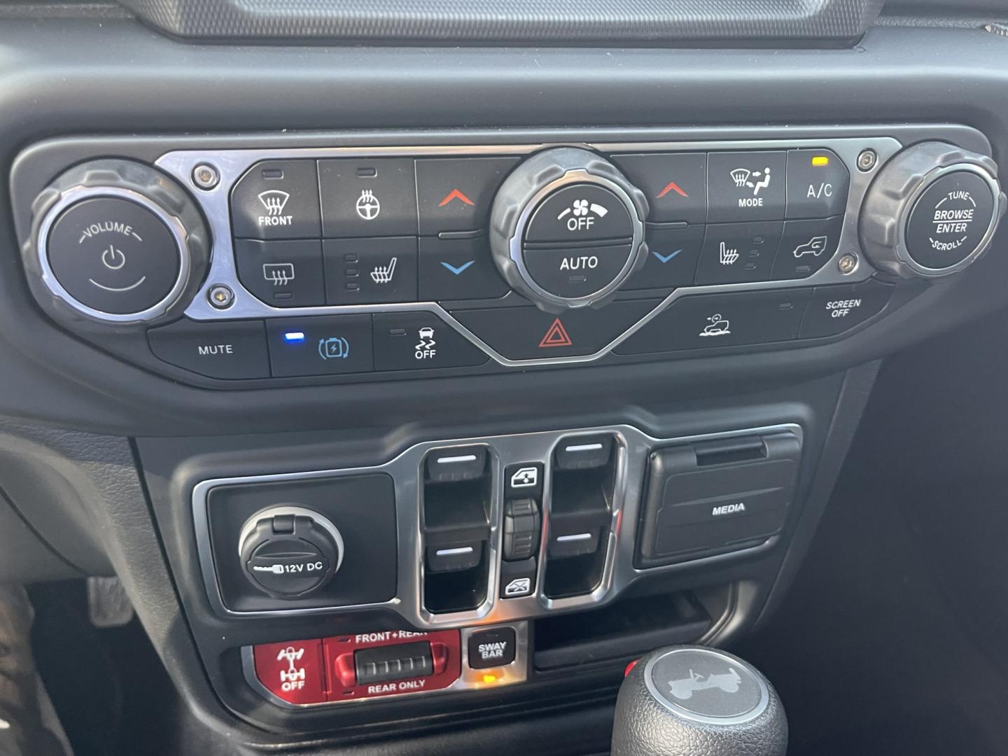 2023 Blue /Black Jeep Wrangler Unlimited Rubicon 4XE (1C4JJXR60PW) with an 2.0L L4 DOHC 16V HYBRID engine, 8A transmission, located at 813 E Fairview Ave, Meridian , ID, 83642, (208) 336-8230, 43.618851, -116.384010 - 2023 Jeep Wrangler Rubicon 4XE super cool plug in hybrid, with factory lifetime warranty on the Battery. So have fun with the Wrangler and get great MPG as well.- Photo#11