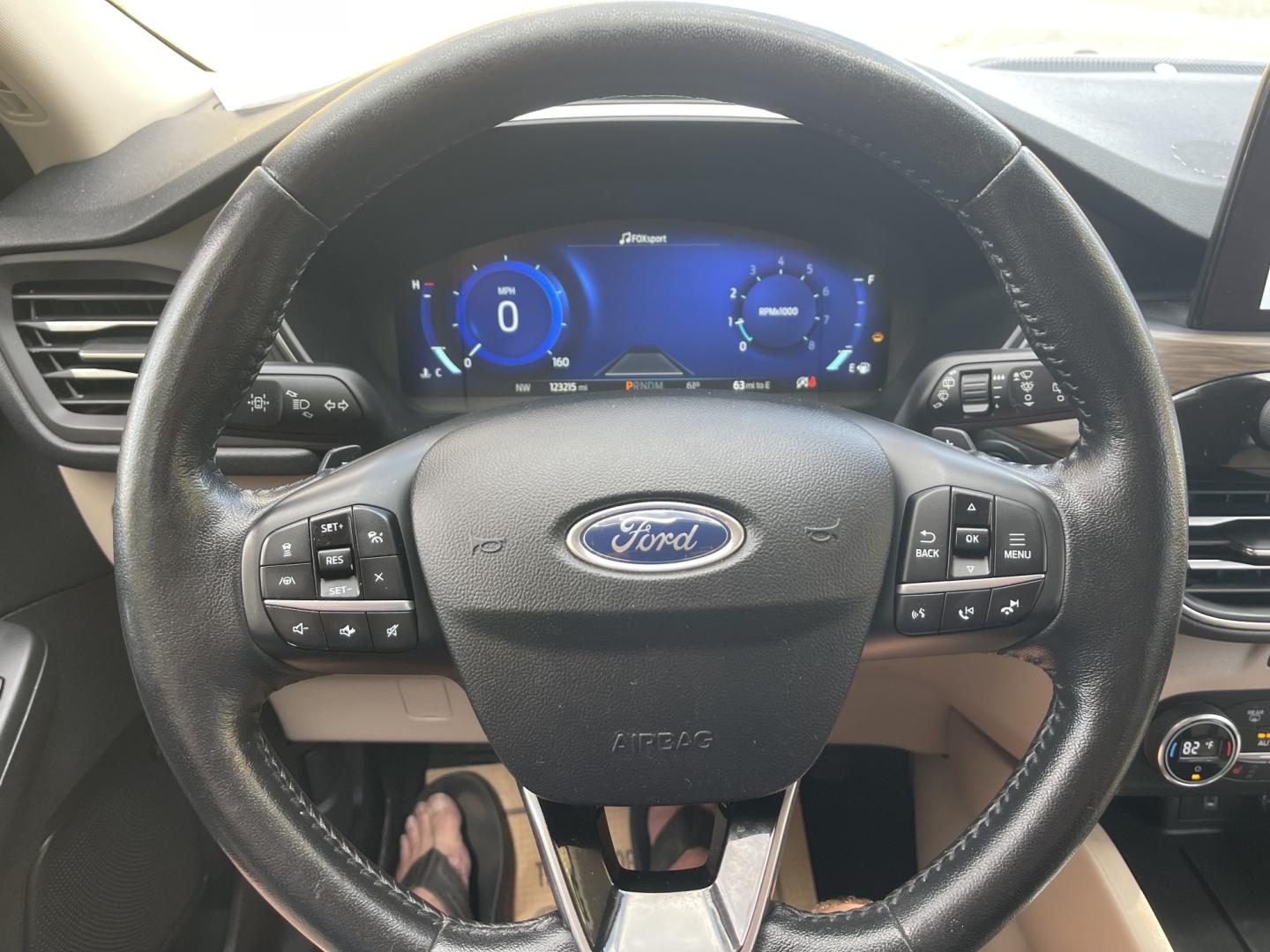 2020 Blue /Tan Ford Escape Titanium 4WD (1FMCU9J90LU) with an 2.0L L4 DOHC 16V engine, 6A transmission, located at 813 E Fairview Ave, Meridian , ID, 83642, (208) 336-8230, 43.618851, -116.384010 - 2020 Ford Escape AWD Titanium, runs and drives excelelnt. If you need a cheap AWD SUV come take a look at this one. This vehicle is very nice and clean, and ready to go.- Photo#14